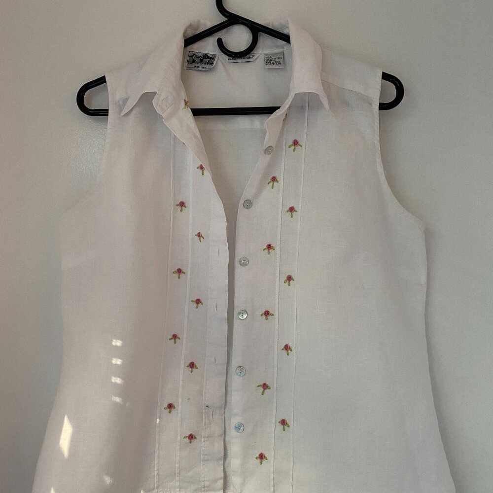 Sleeveless Irish linen button up with rose detail